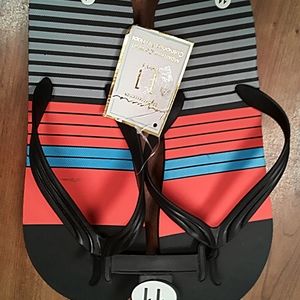 NWT Men's Laguna striped design flops